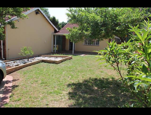 4 BEDROOM HOUSE FOR SALE IN BEDFORDVIEW